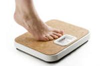 Weight loss. Ser overweight aumenta seu risco de condições da saúde.